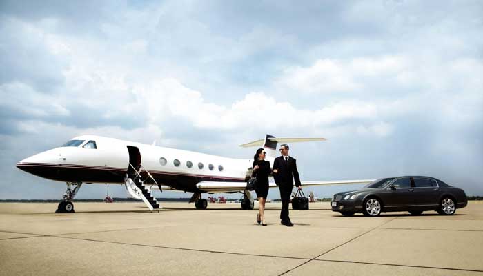 Premium chauffeur fleet for business travel