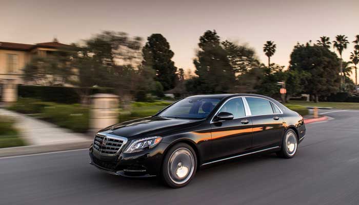 Premium shopping day chauffeur service