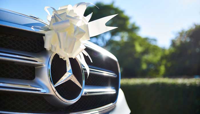 Wedding chauffeur car hire